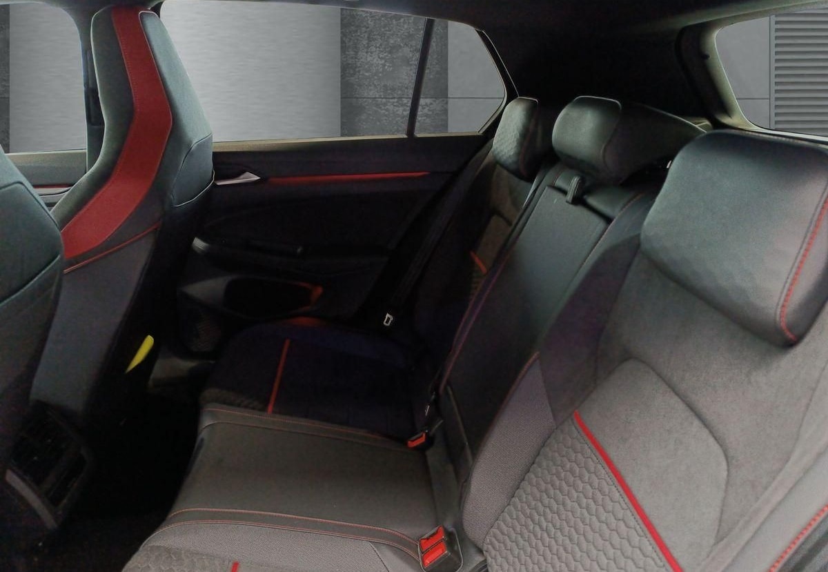 Volkswagen GOLF 8 2.0 TSI "GTI CLUBSPORT" 300 PS DSG+IQ.LIG foto 13