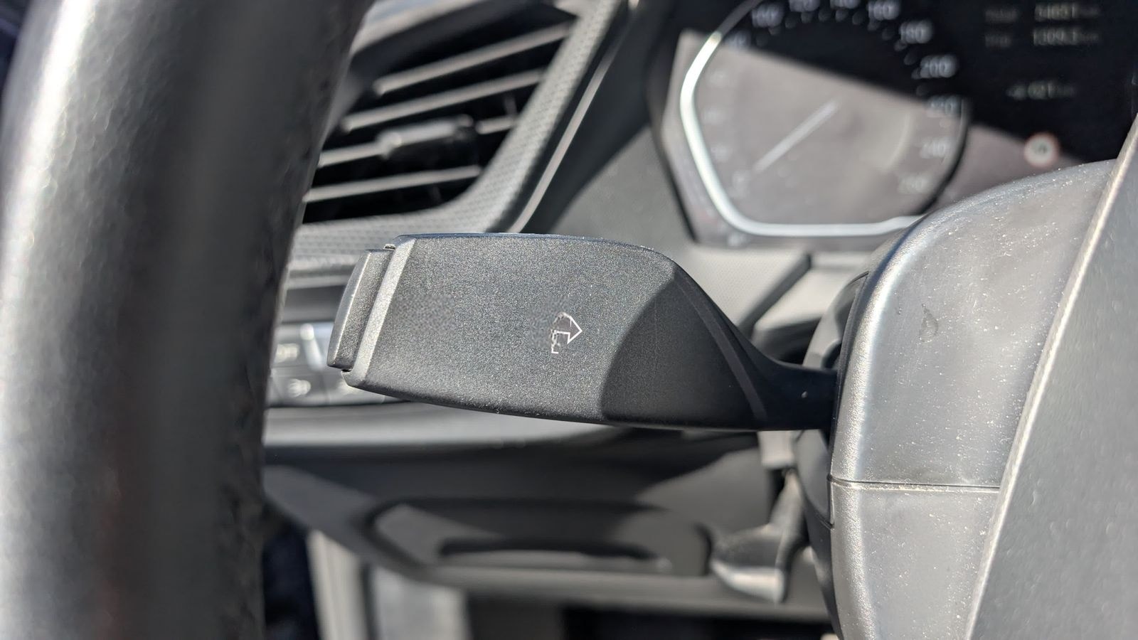 BMW 118i Hatch Luxury Line Head-Up HiFi DAB LED Shz foto 25