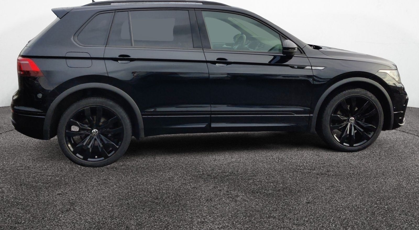 Volkswagen Tiguan 2.0 TDI R-Line Matrix Pano Harman 20" foto 7