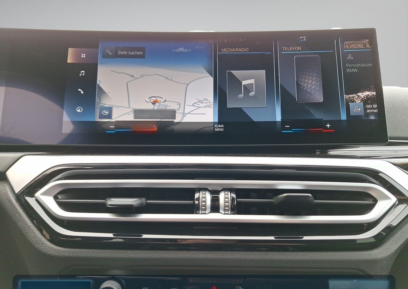 BMW 318d Touring Head-Up+AHK+Navi+ACC+SHZ+KeyGO+HiFi foto 18