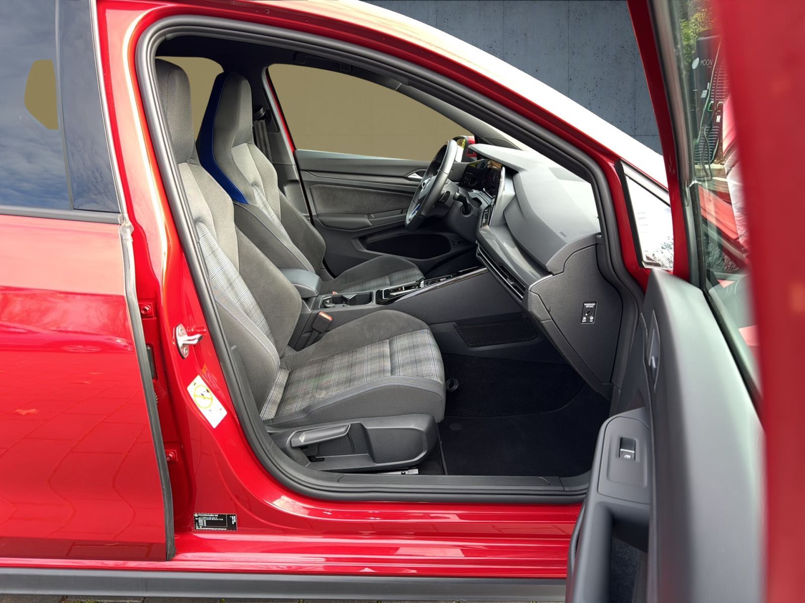 Volkswagen Golf VIII GTE Nav/Kam/LED+/ACC/AppCon/Business/A foto 15