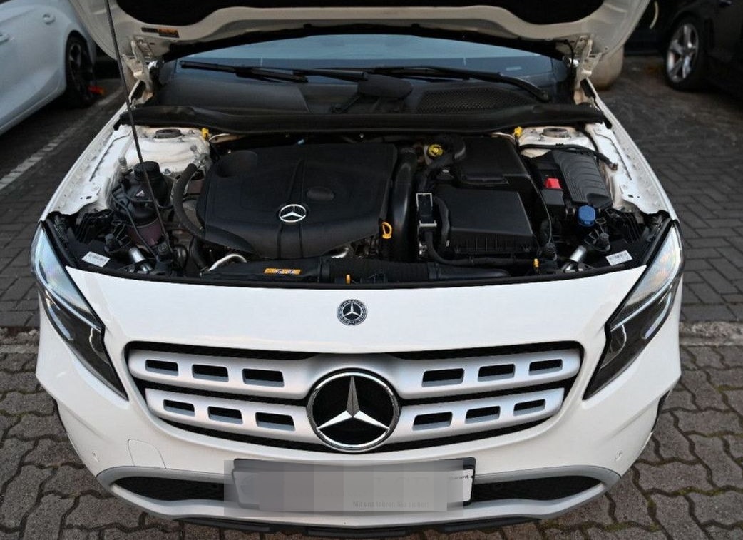 Mercedes-Benz GLA 200 d CDI Navi PDC Kamera Sitzhz. PanoramaSD foto 19