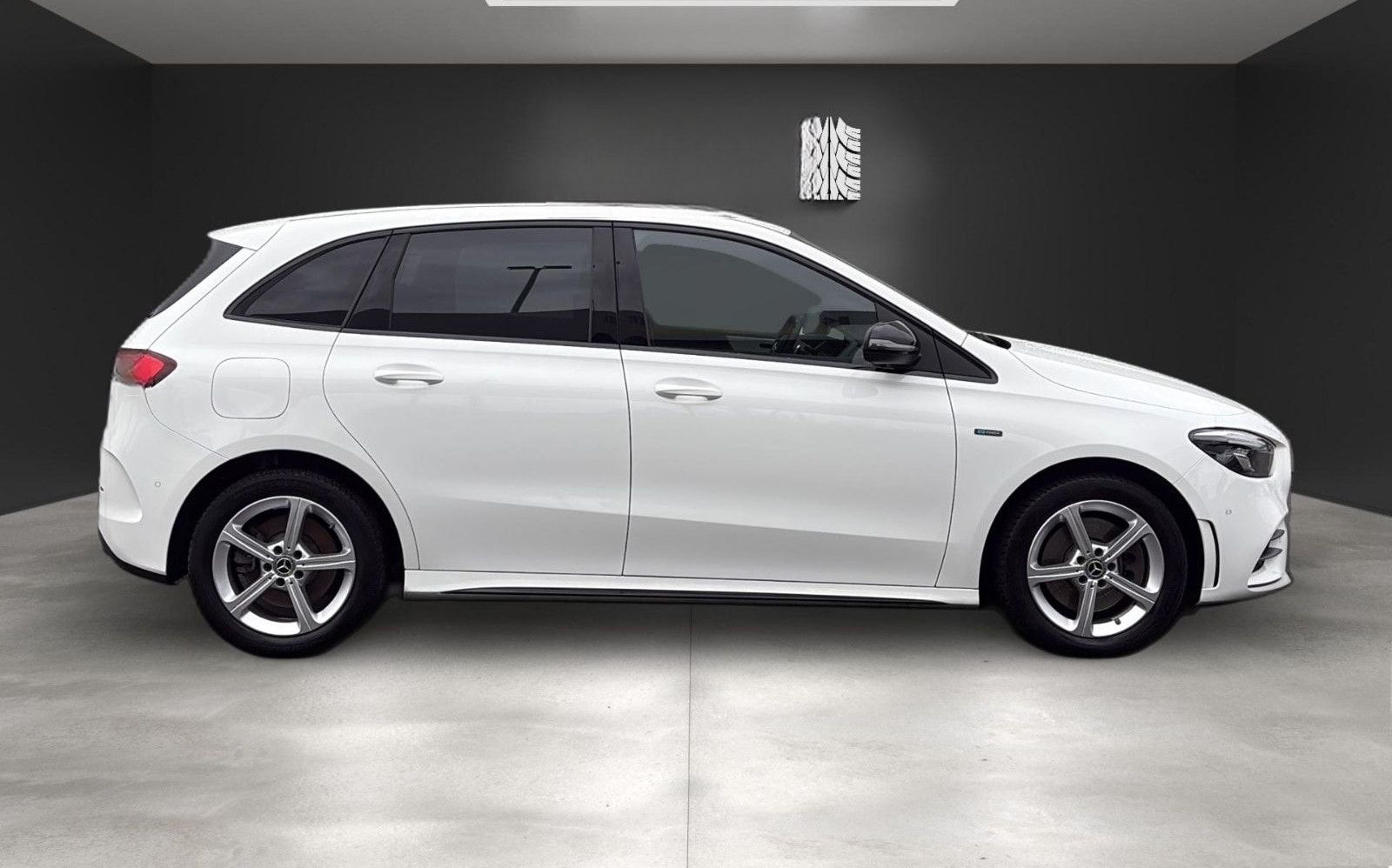 Mercedes-Benz B 250 e AMG Edition 2020 Kamera*LED*Navi*TW*Alca foto 11