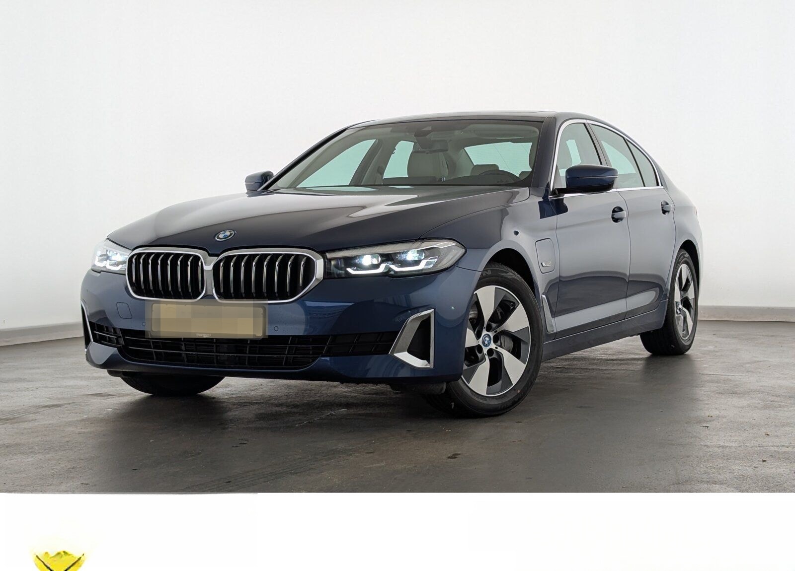 BMW 545 e xDrive Luxury Line LEDER+LED+NAVI+GSD+SHZ+ foto 1