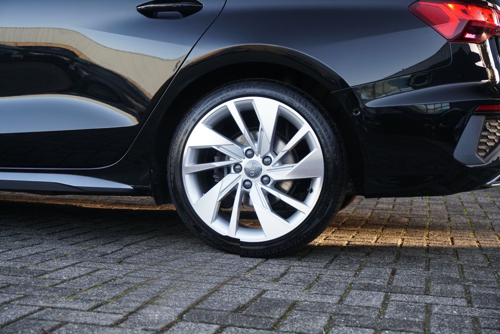 Audi A3 35TDI Lim S line Virtual Nav SHZ LEDER Matrix foto 12