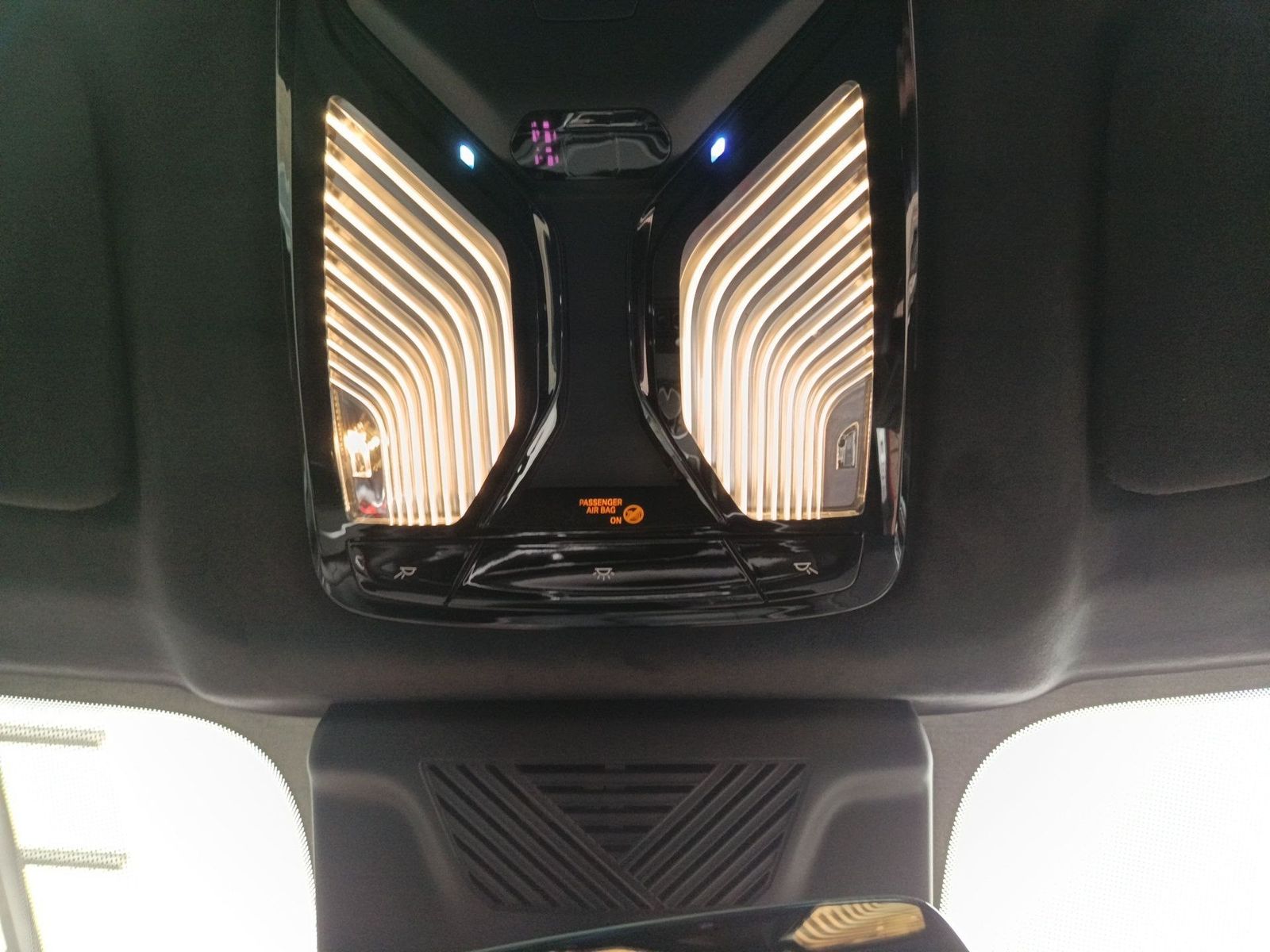 BMW XM 50e 22"ALU+ICONIC GLOW+AHK+AB ASSISTENT foto 25