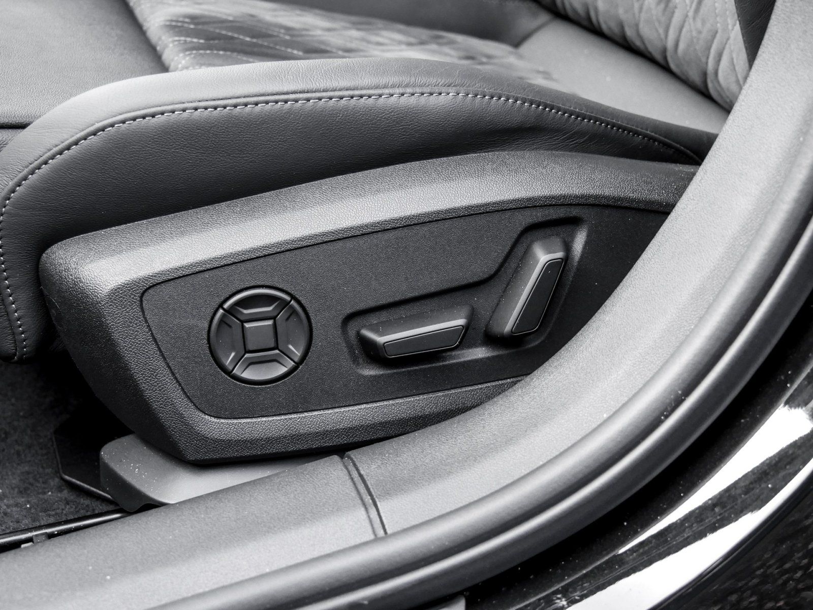 Audi A5 Avant TDI quattro S tronic S Line AHK+B&O+Son foto 13