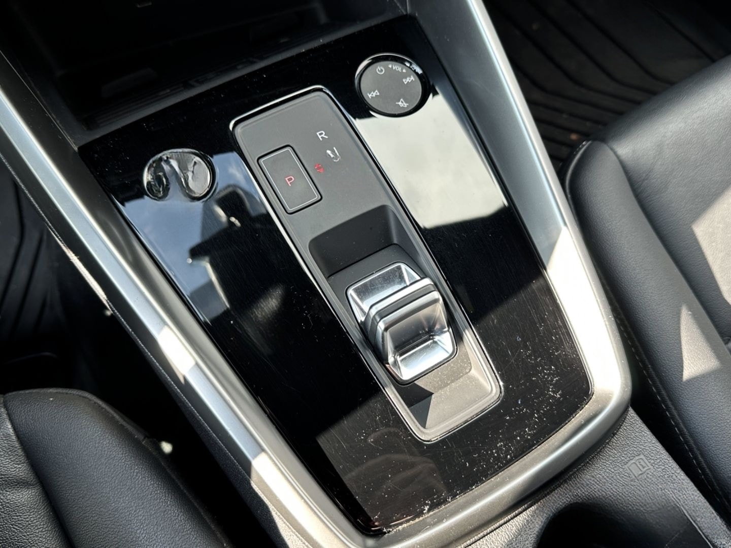 Audi A3 Sportback S-Line 40 TFSI e LED NAV AHZV SHZ V foto 15