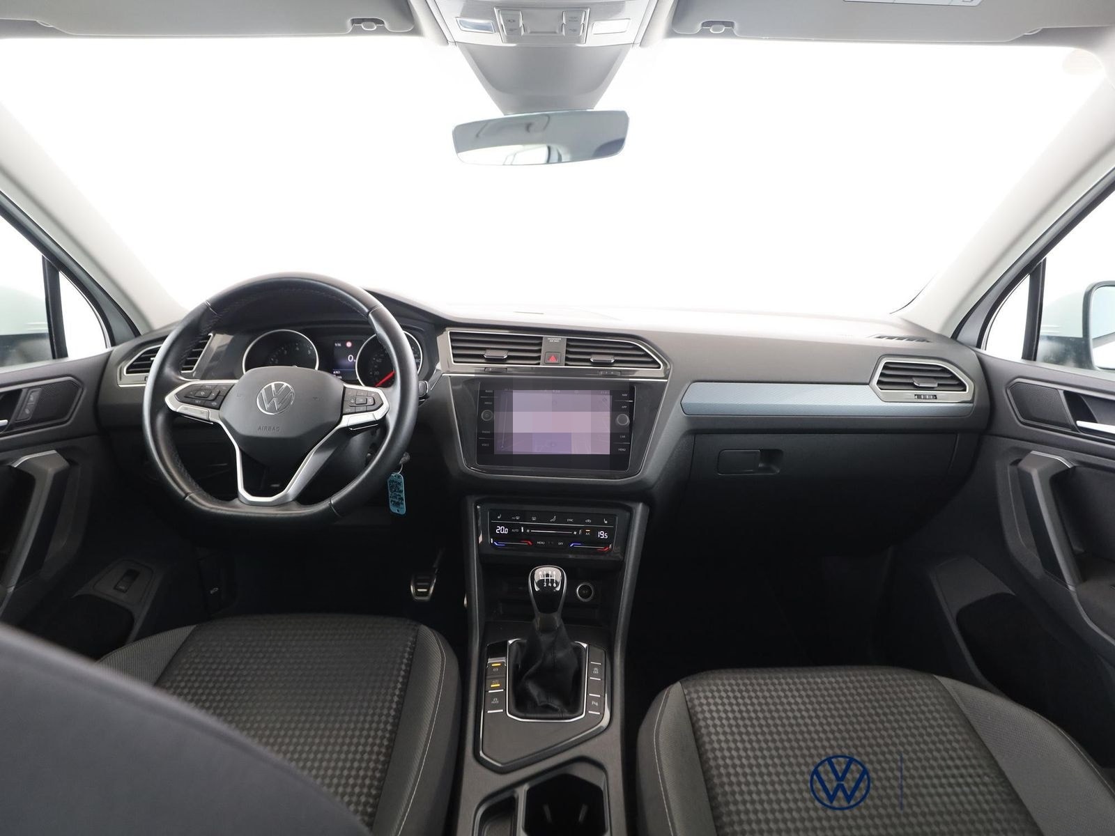 Volkswagen Tiguan 1.5 TSI Active+NAVI+ACC+RFK+GJR+PDC+LED foto 11