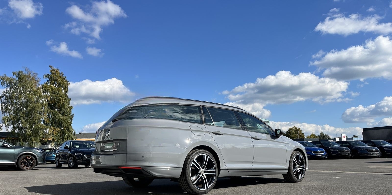 Volkswagen Passat Variant 1.5 TSI R-Line Optik 135€ m.20% A foto 6