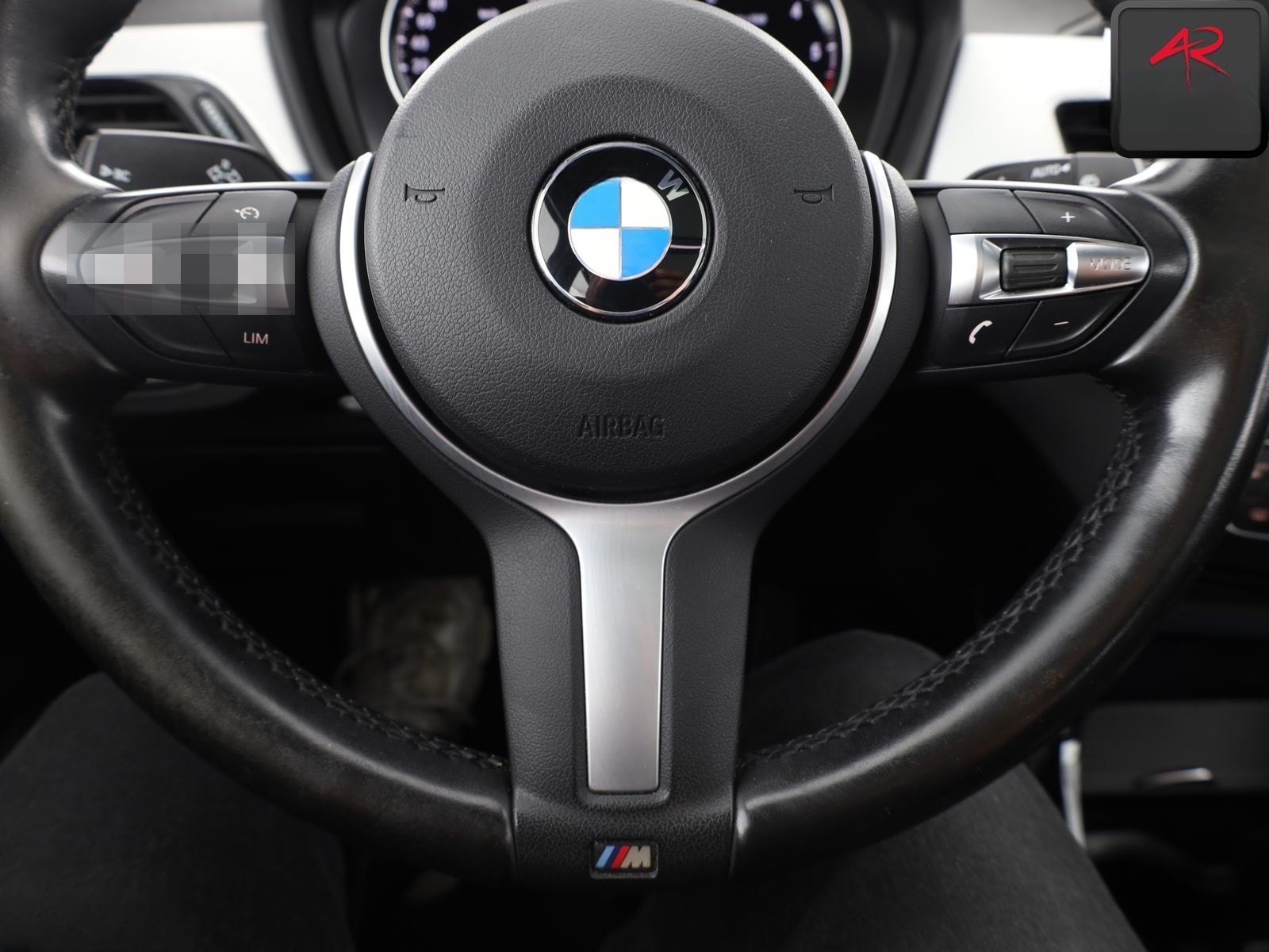 BMW X1 sDrive18d M SPORT SHADOW PANO,KAMERA,HUD,AHK foto 14