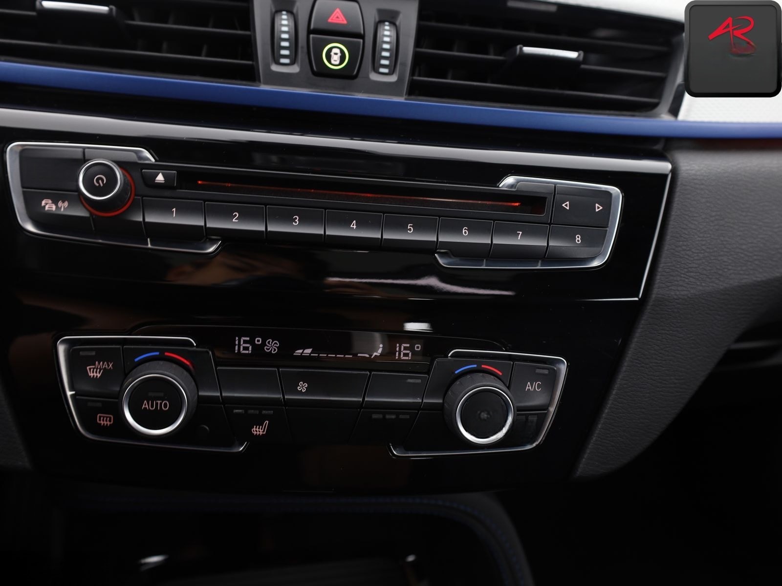 BMW X1 sDrive18d M SPORT SHADOW PANO,KAMERA,HUD,AHK foto 17