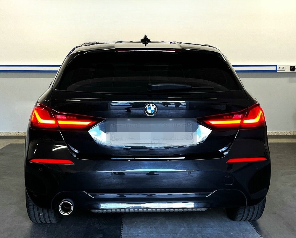 BMW 116 i Advantage AUT NAVI SHZ CARPLAY LED foto 24