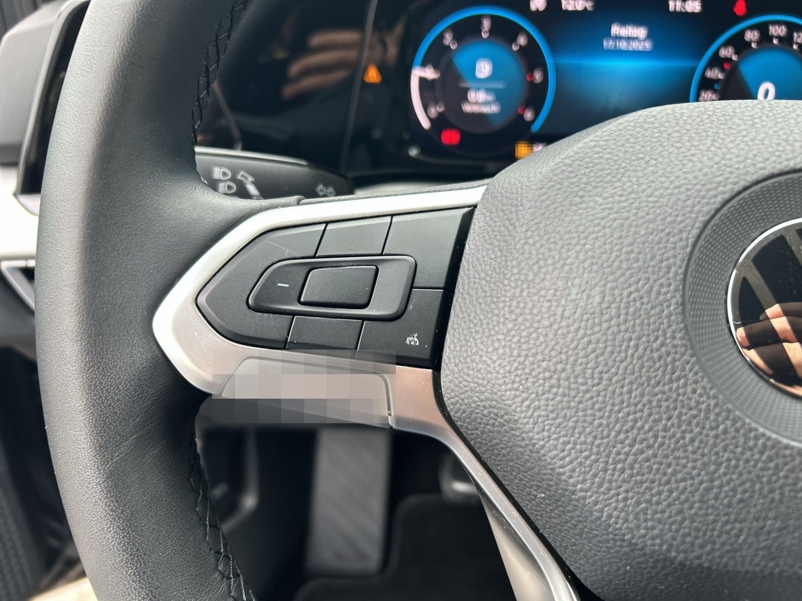 Volkswagen Golf VIII 2.0 TDI Life, Business Premium Discove foto 17