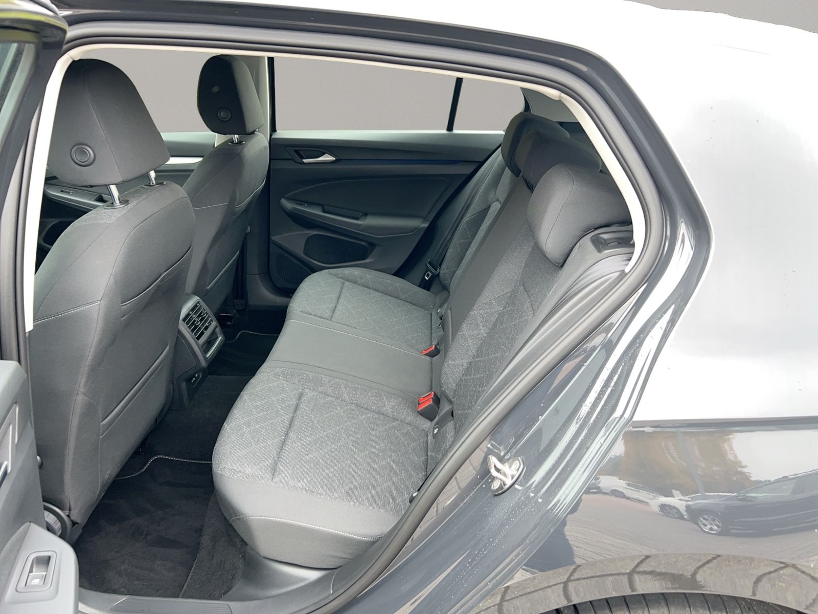 Volkswagen Golf VIII 2.0 TDI Life, Business Premium Discove foto 10