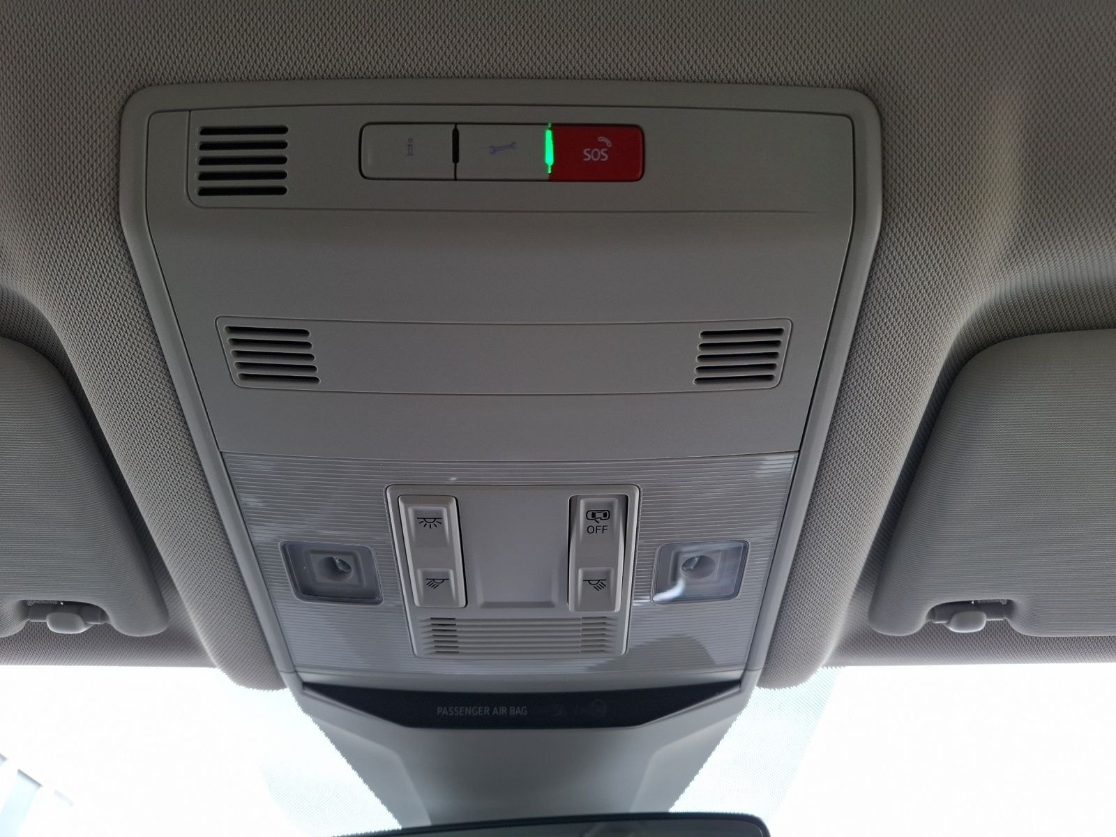 Volkswagen T-Roc TSI Style LED AHK Navi AID ACC RFK SH 18" foto 21