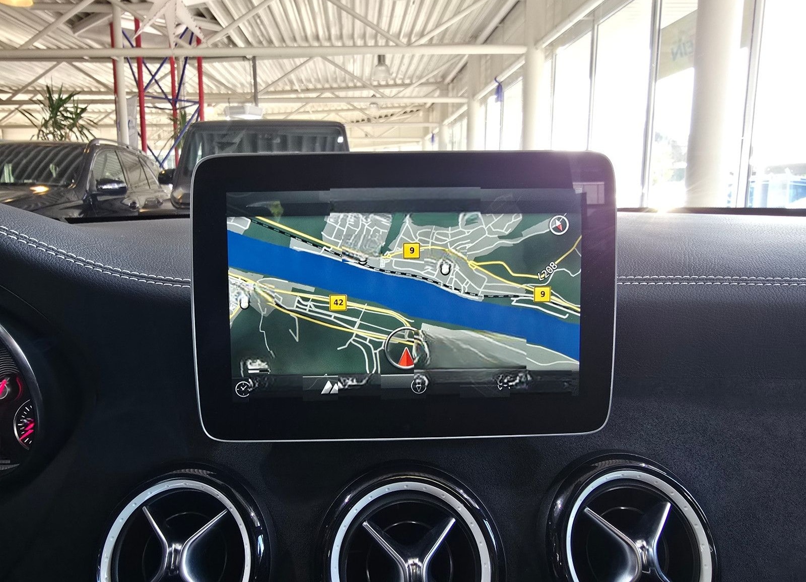 Mercedes-Benz GLA 200 Peak Edition+AMG STYLING+19" AMG LM+PANO foto 13