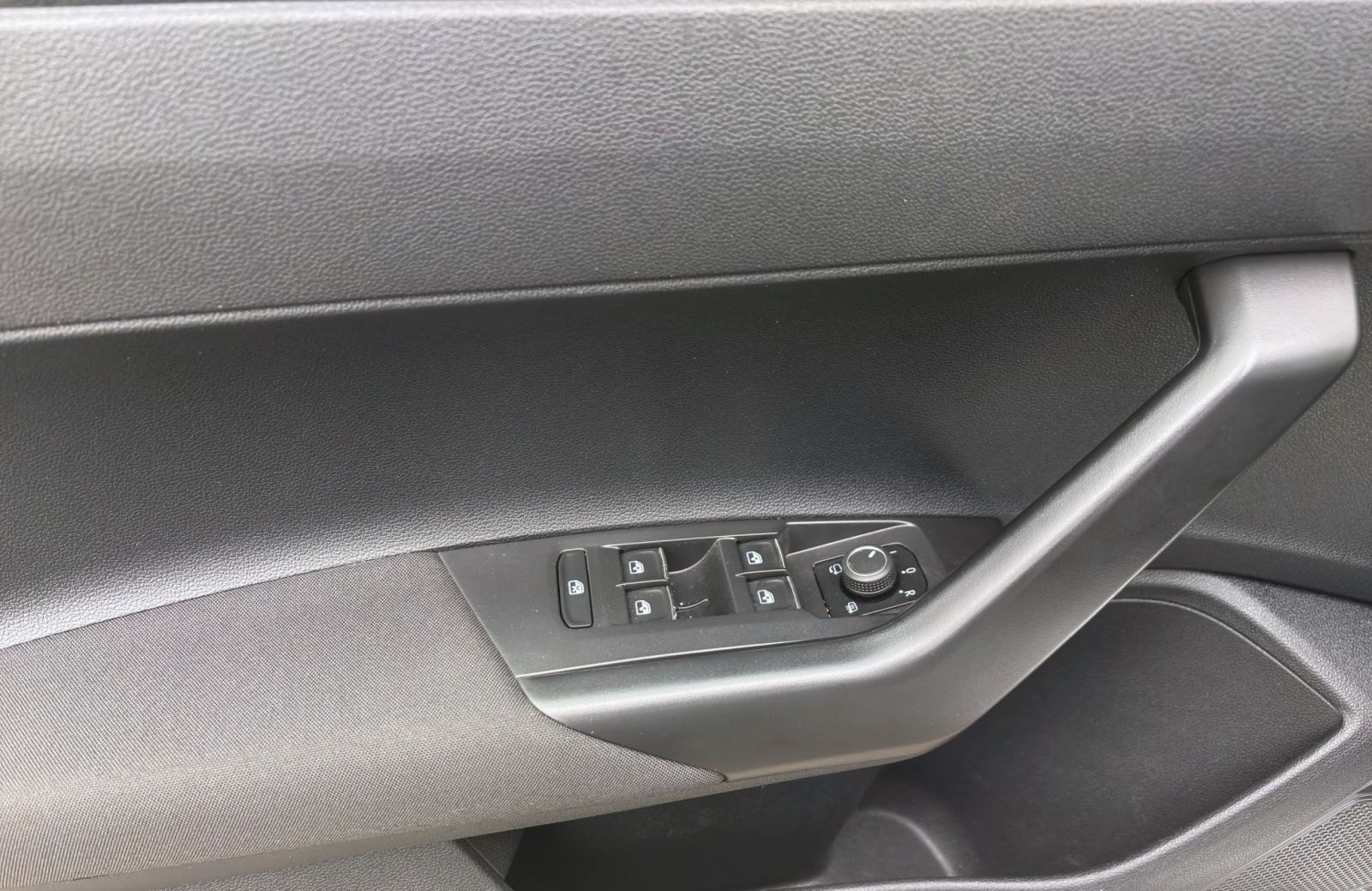 Volkswagen Polo GTI NAVI PDC SHZG KLIMA MATRIX foto 10