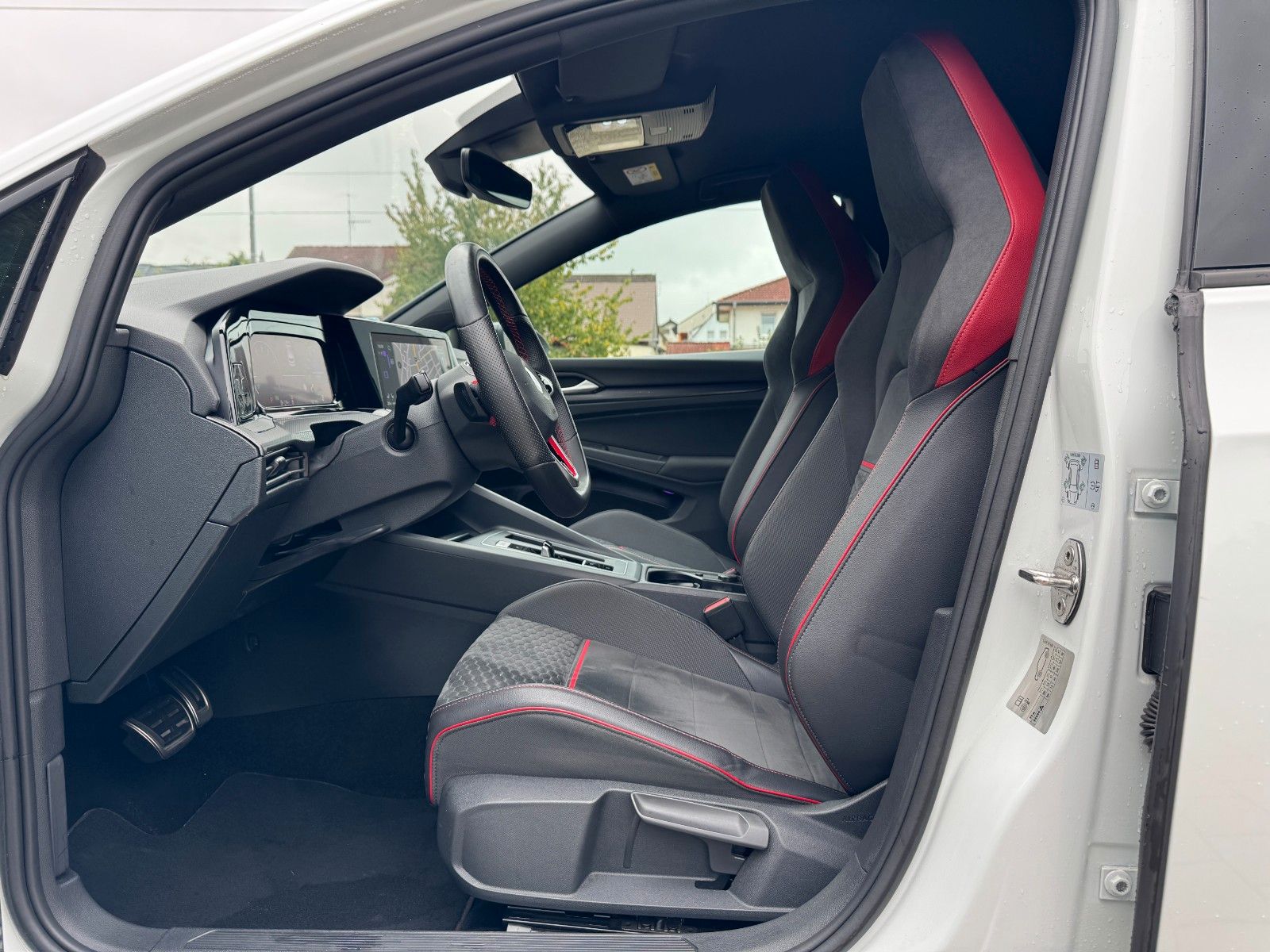 Volkswagen Golf VIII Lim. GTI Clubsport/RFK/MFL/Matrix/Navi foto 12