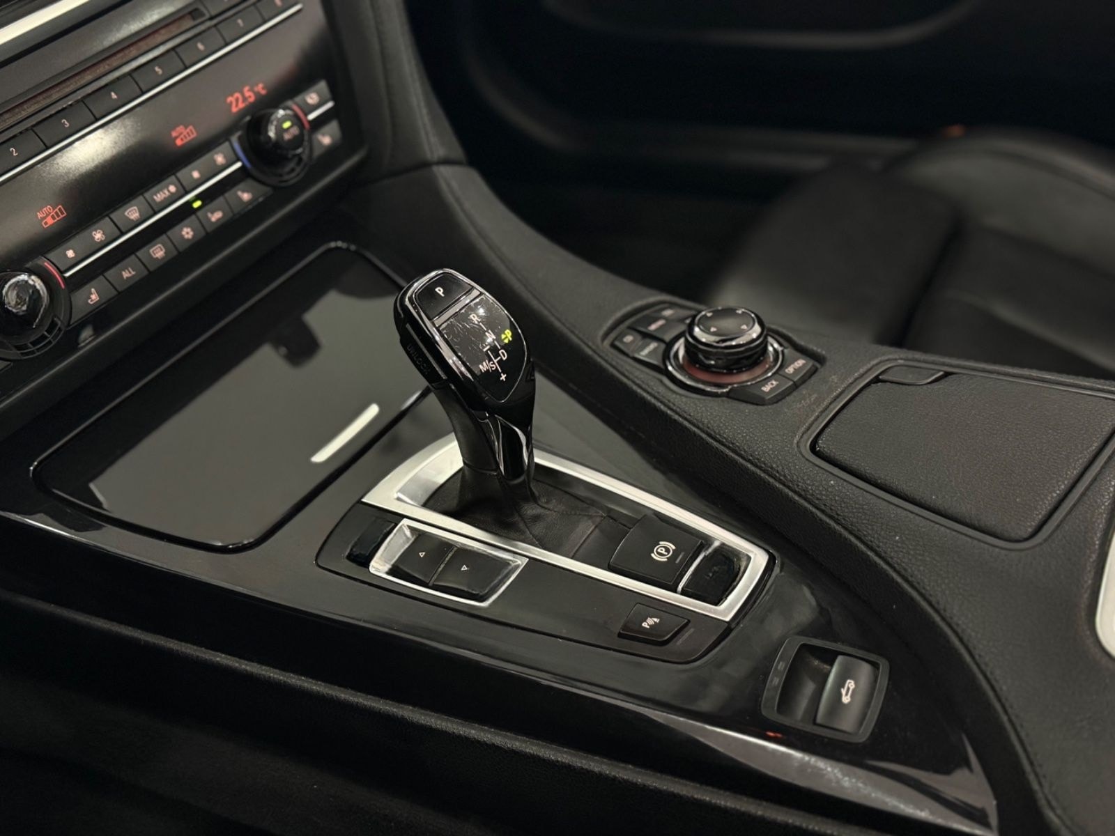 BMW 640i Cabrio/HUD/Memory/LED/Kamera/Leder/ foto 22