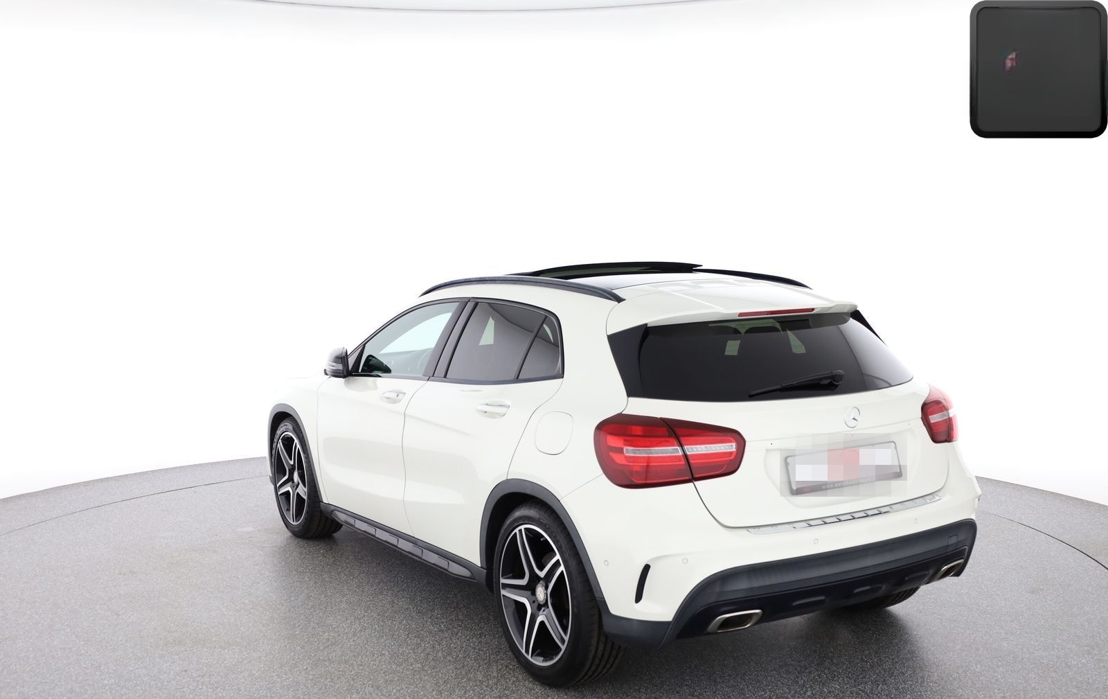 Mercedes-Benz GLA 200 AMG EXKLUSIV PAKET PANO,HARMAN/K,DISTRO foto 3
