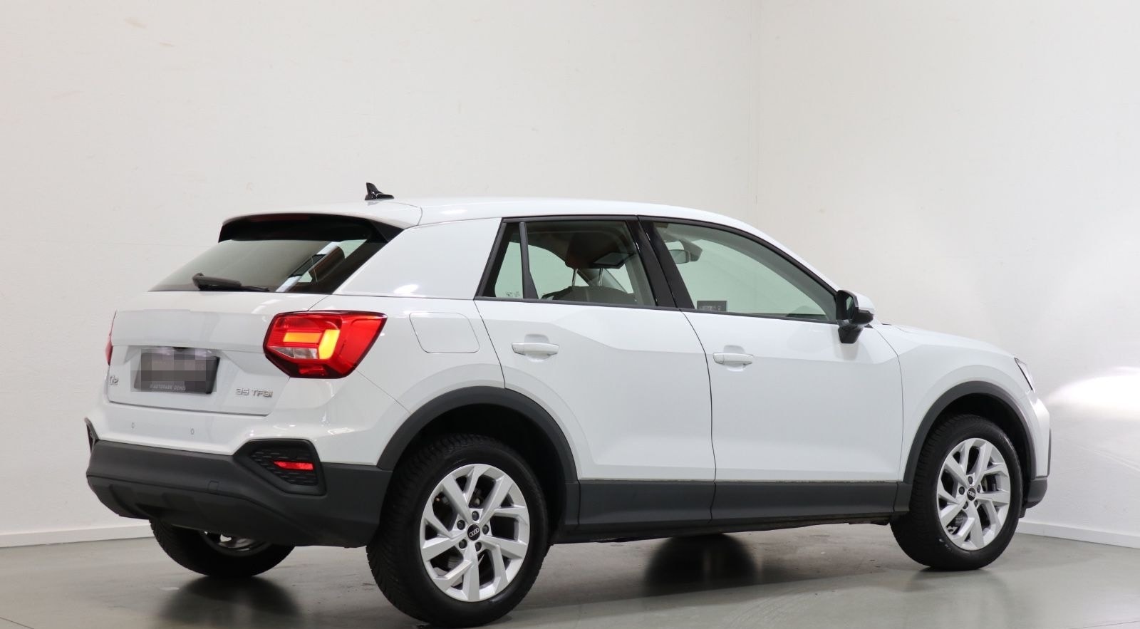 Audi Q2 35 TFSI 1.5-KAMERA-ACC-LED-SHZ-NAVI-EHK foto 6