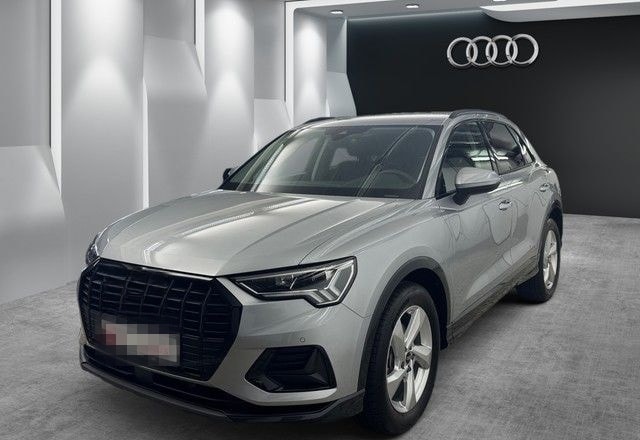 Audi Q3 35TFSI AHK ACC LED EINPARKH NAVI SITZH foto 2