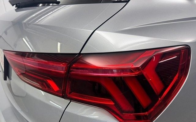 Audi Q3 35TFSI AHK ACC LED EINPARKH NAVI SITZH foto 15