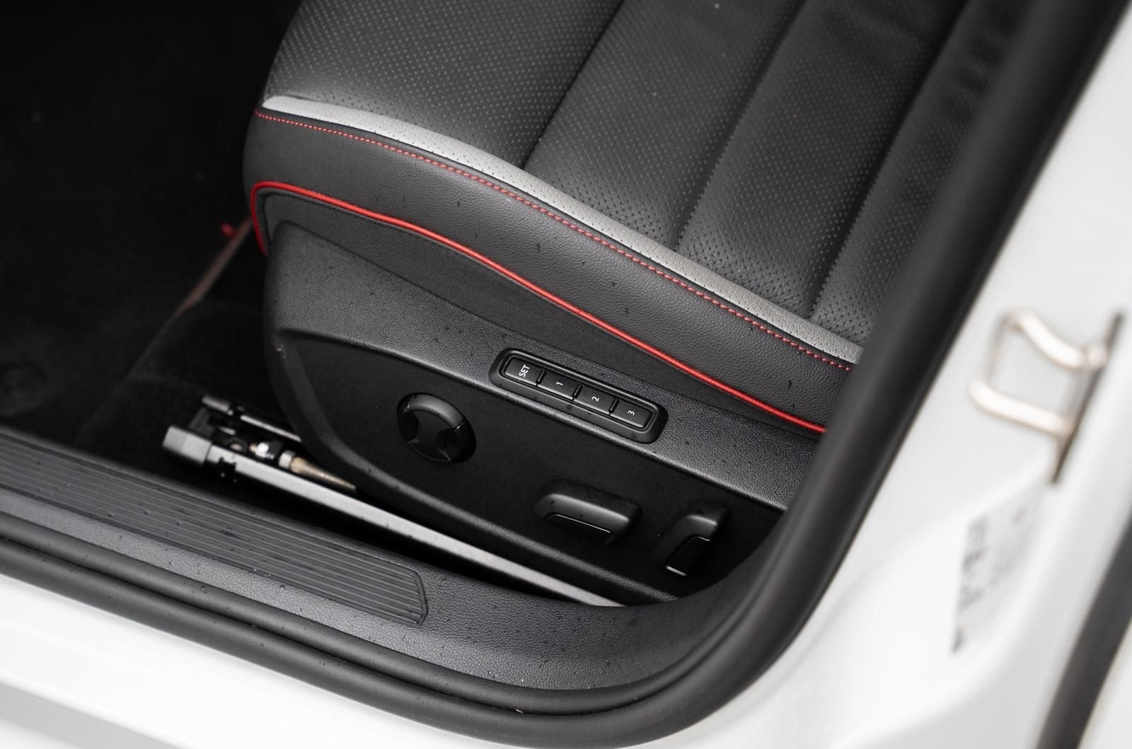 Volkswagen Golf GTI Clubsport IQLight Harman-Kardon ACC DCC foto 15