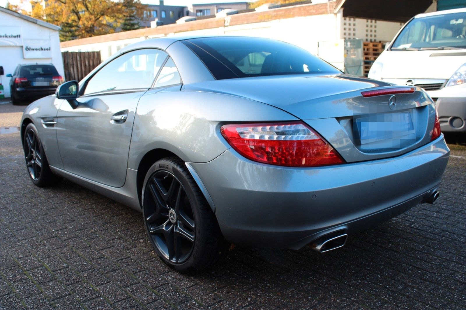 Mercedes-Benz SLK 350 Navi Leder Airscarf Sportpaket foto 7