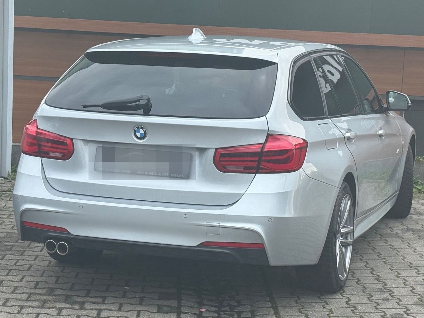 BMW 335 d xDrive M Sport +STEUERKETTE NEU+ HU/KD NEU foto 3