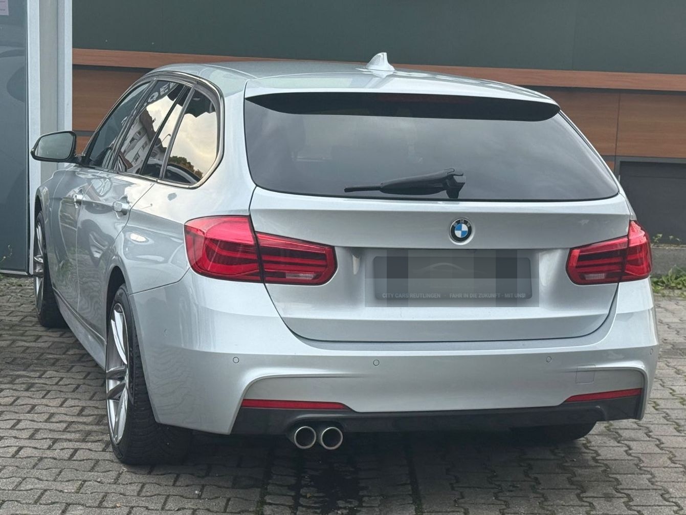 BMW 335 d xDrive M Sport +STEUERKETTE NEU+ HU/KD NEU foto 5