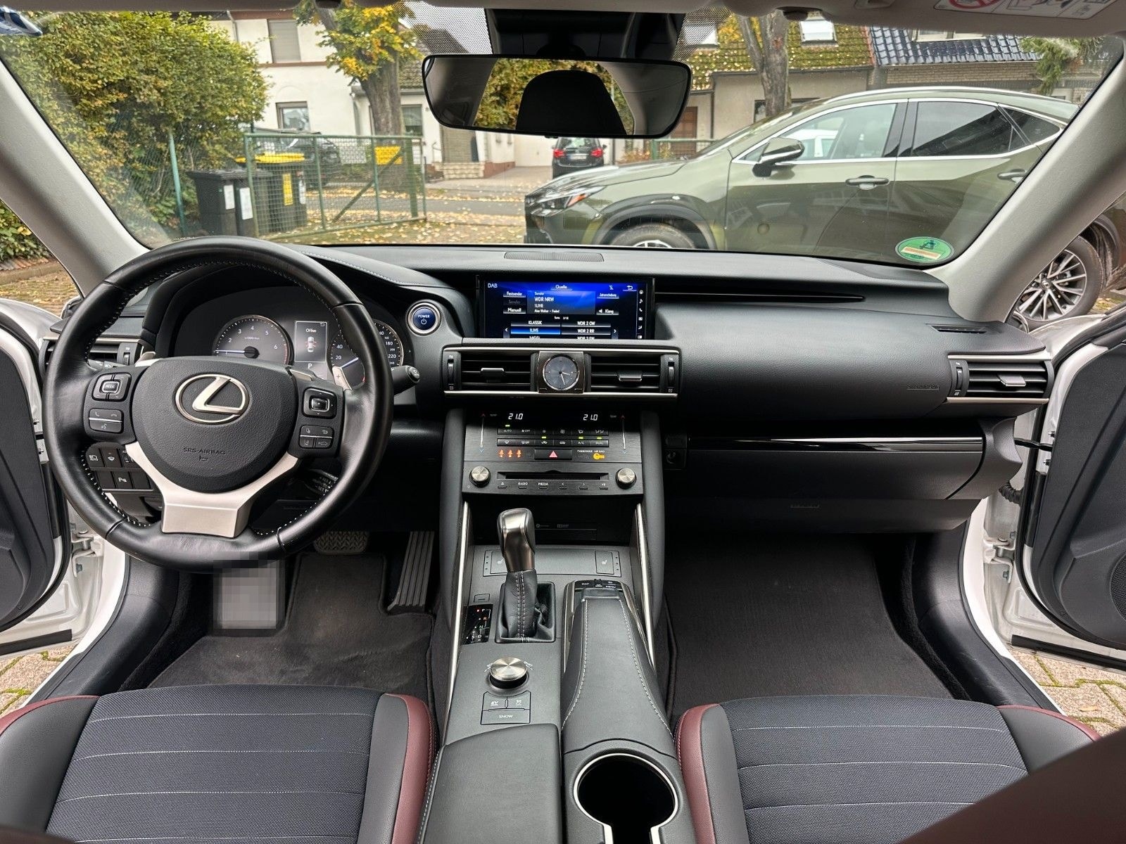 Lexus IS 300h Amazing Edition foto 19