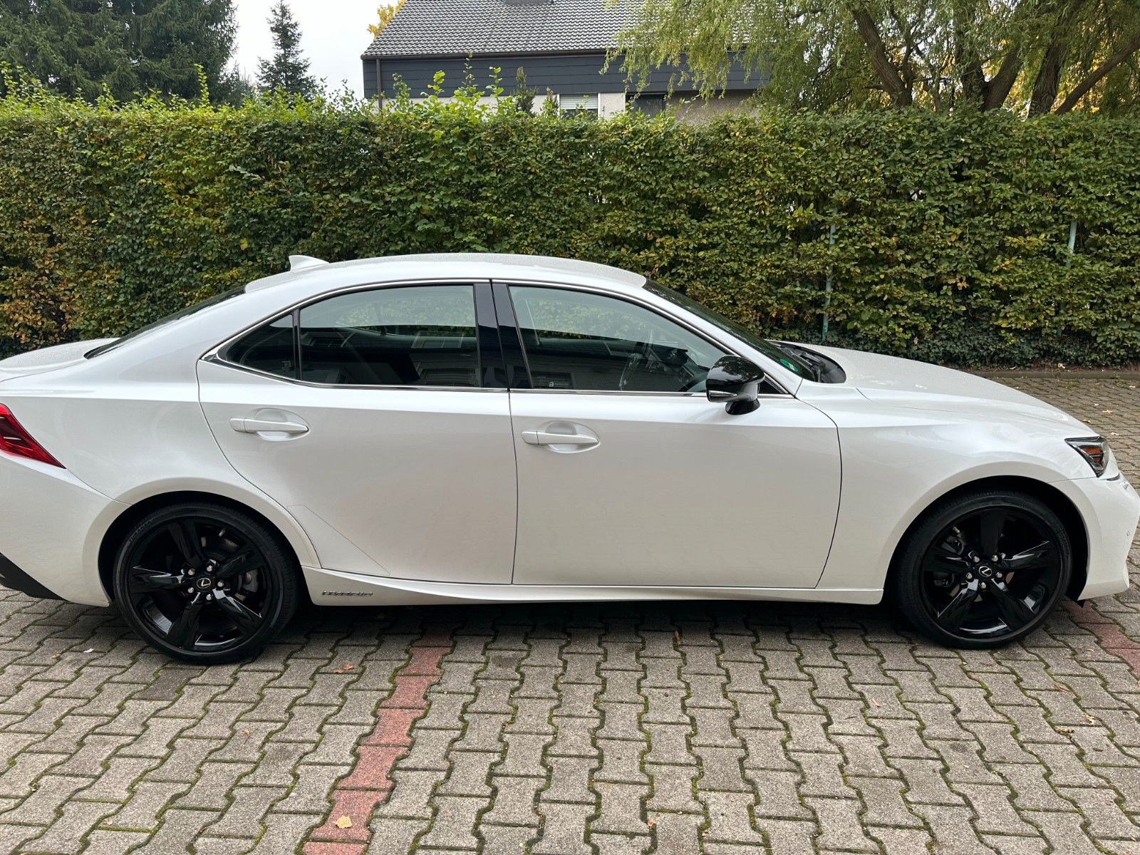 Lexus IS 300h Amazing Edition foto 5