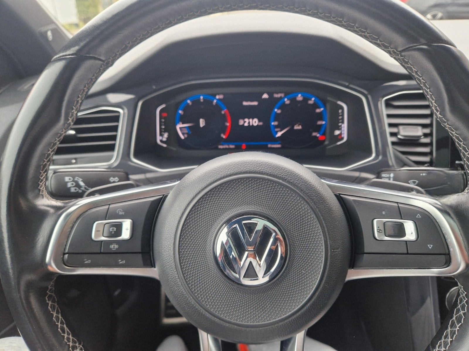 Volkswagen T-Roc R-Line Panorama Dach foto 15