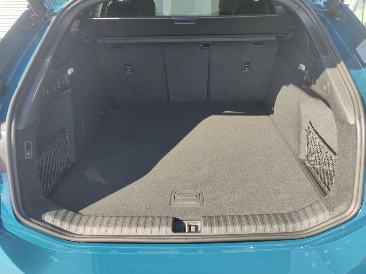 Audi S6 Avant e-tron edition one blue AHK ACC Pano foto 18