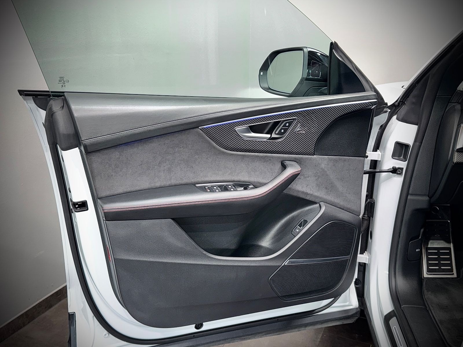 Audi RSQ8*CARBON*MATRIX*ALLRADLENKUNG*HEAD-UP*2.HAND* foto 13