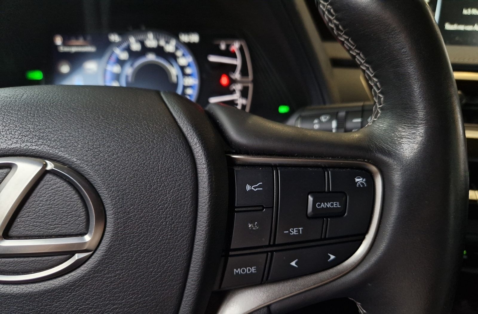 Lexus UX 250 h Style LED ALU foto 16