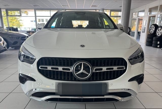 Mercedes-Benz GLA 250 e Progressive Line 11Kw Laden Winter Kam foto 3