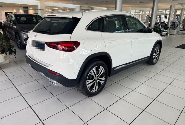Mercedes-Benz GLA 250 e Progressive Line 11Kw Laden Winter Kam foto 6