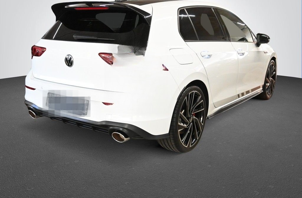 Volkswagen Golf VIII Lim 2.0 TSI Automatik GTI Clubsport LE foto 2