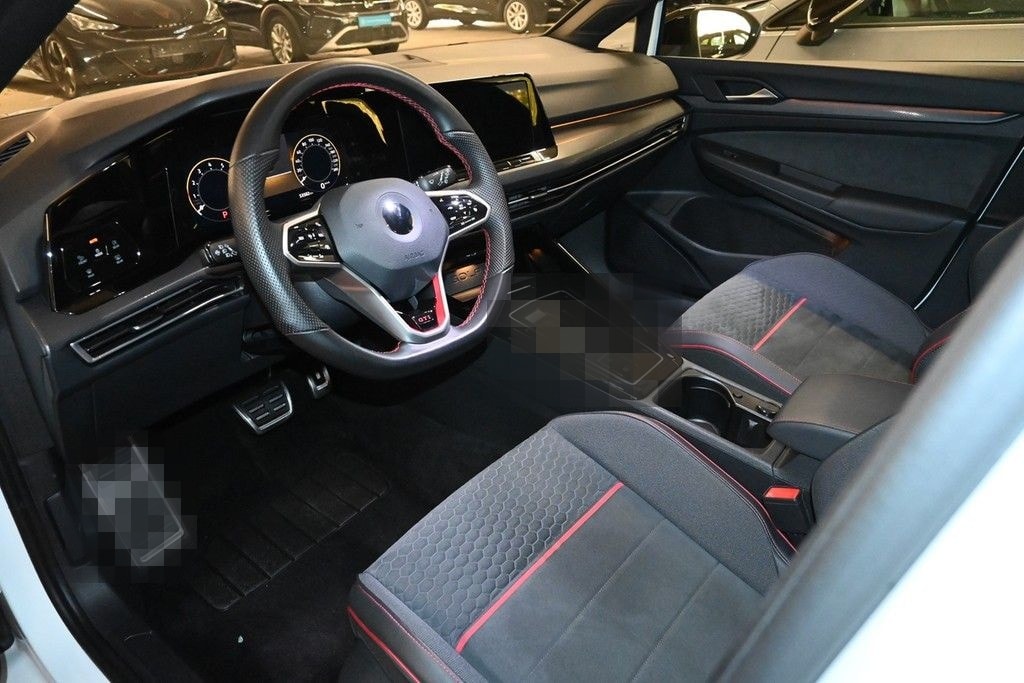 Volkswagen Golf VIII Lim 2.0 TSI Automatik GTI Clubsport LE foto 5