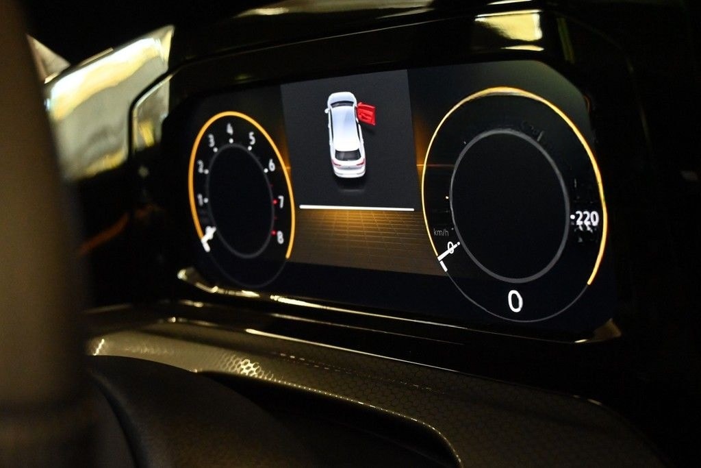 Volkswagen Golf VIII Lim 2.0 TSI Automatik GTI Clubsport LE foto 10