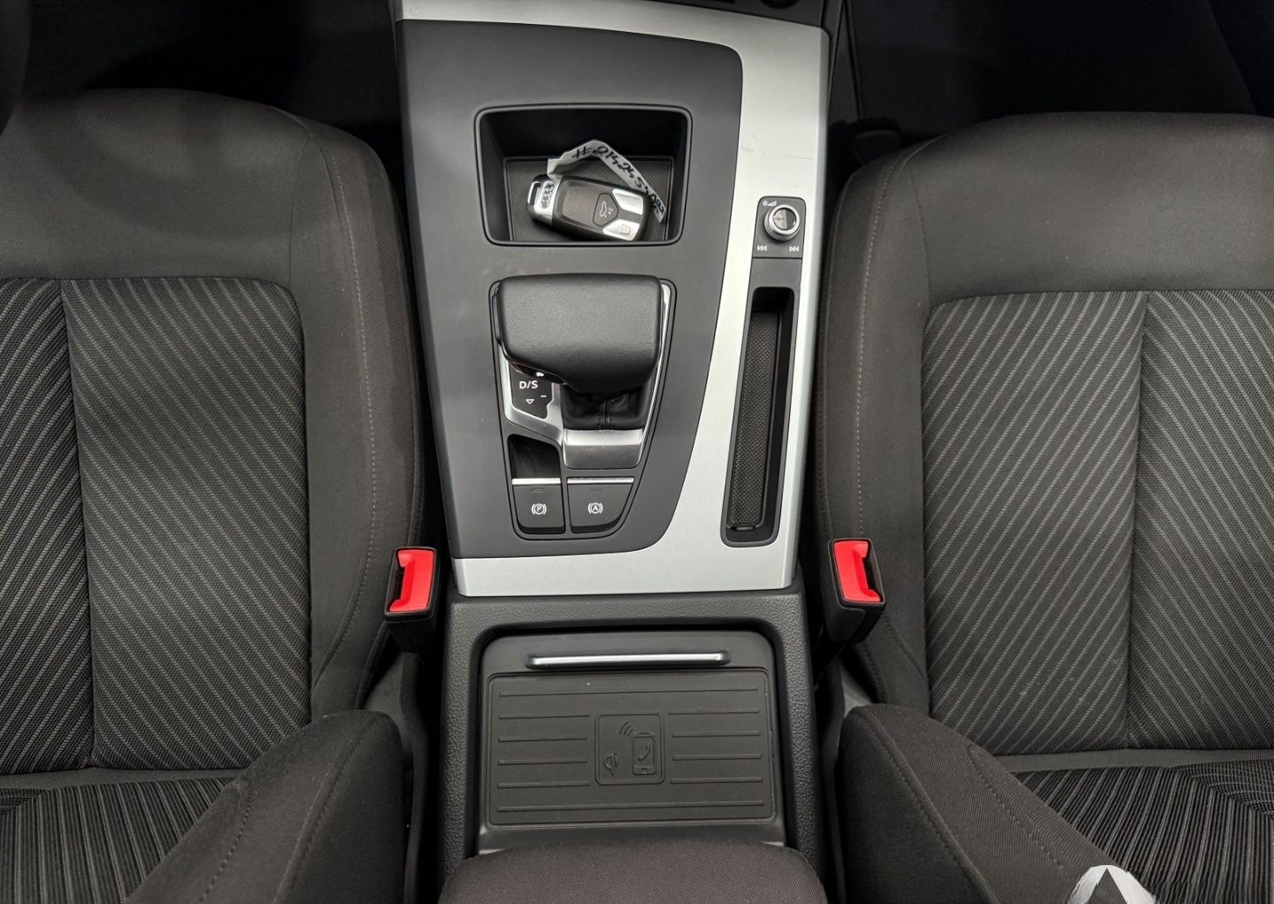 Audi Q5 40 TDI quattro advanced /AHK /CAM /ACC foto 8