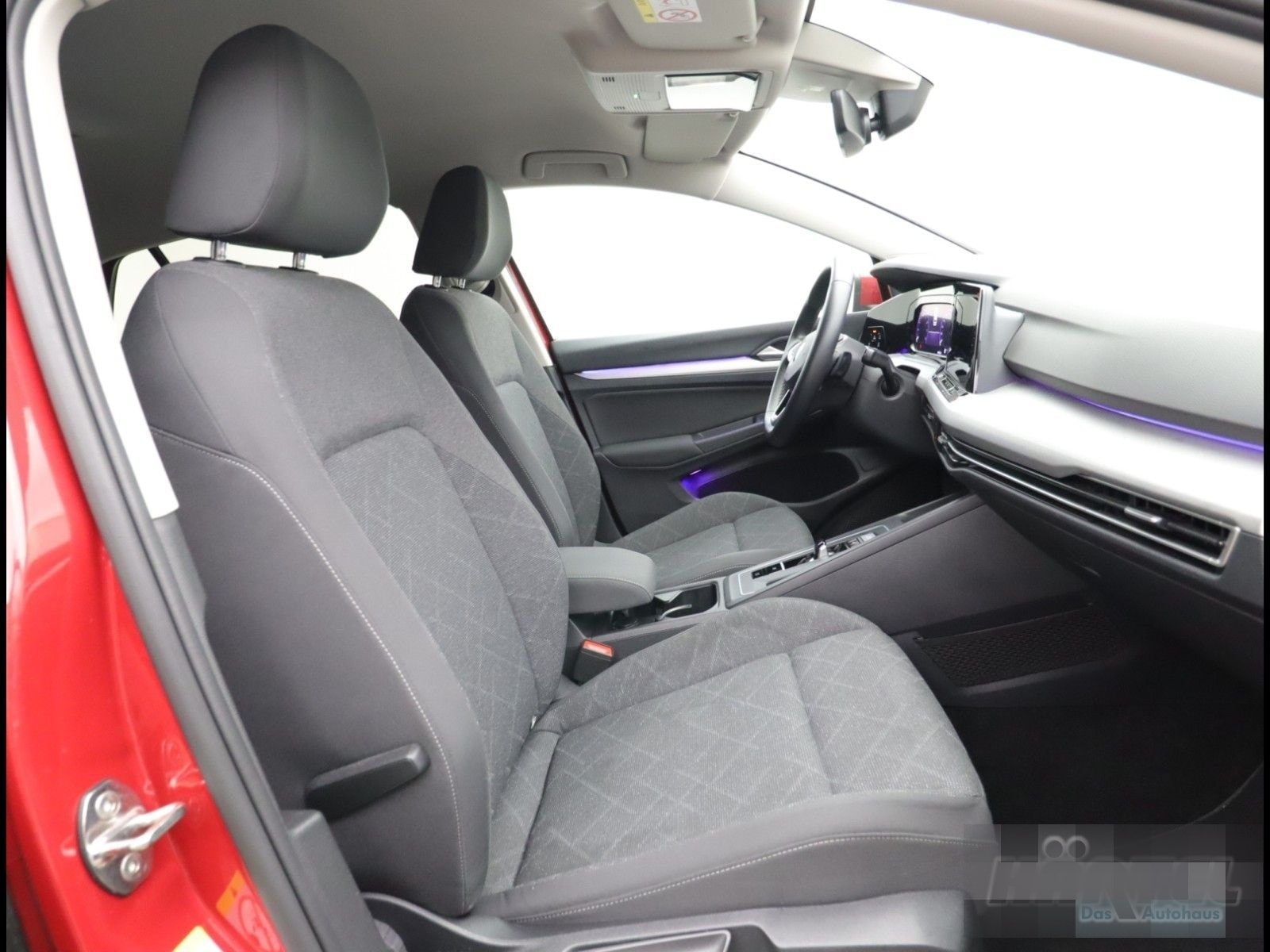 Volkswagen GOLF 8 LIFE 1.0 ETSI DSG (+ACC-RADAR+NAVI) LED foto 6