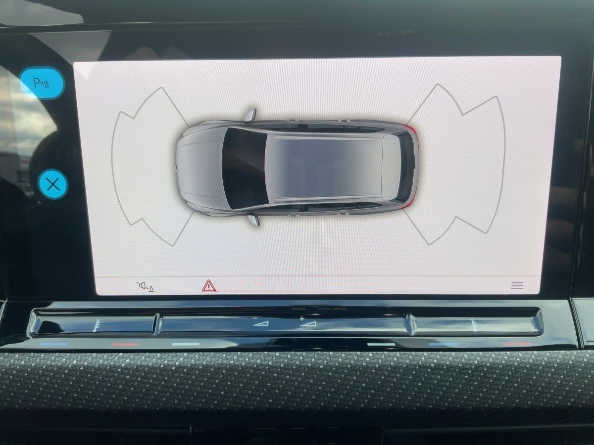 Volkswagen Golf VIII Variant 2.0 TDI DSG R-LINE 5JG+LED+NAV foto 17