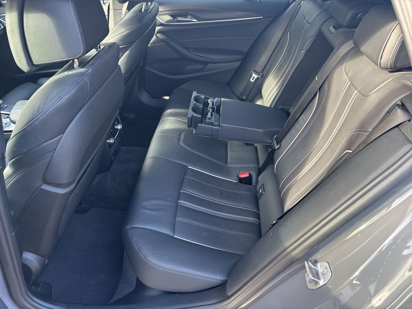 BMW 520 d Touring M Sport HUD Luftfederung Navi Lede foto 12