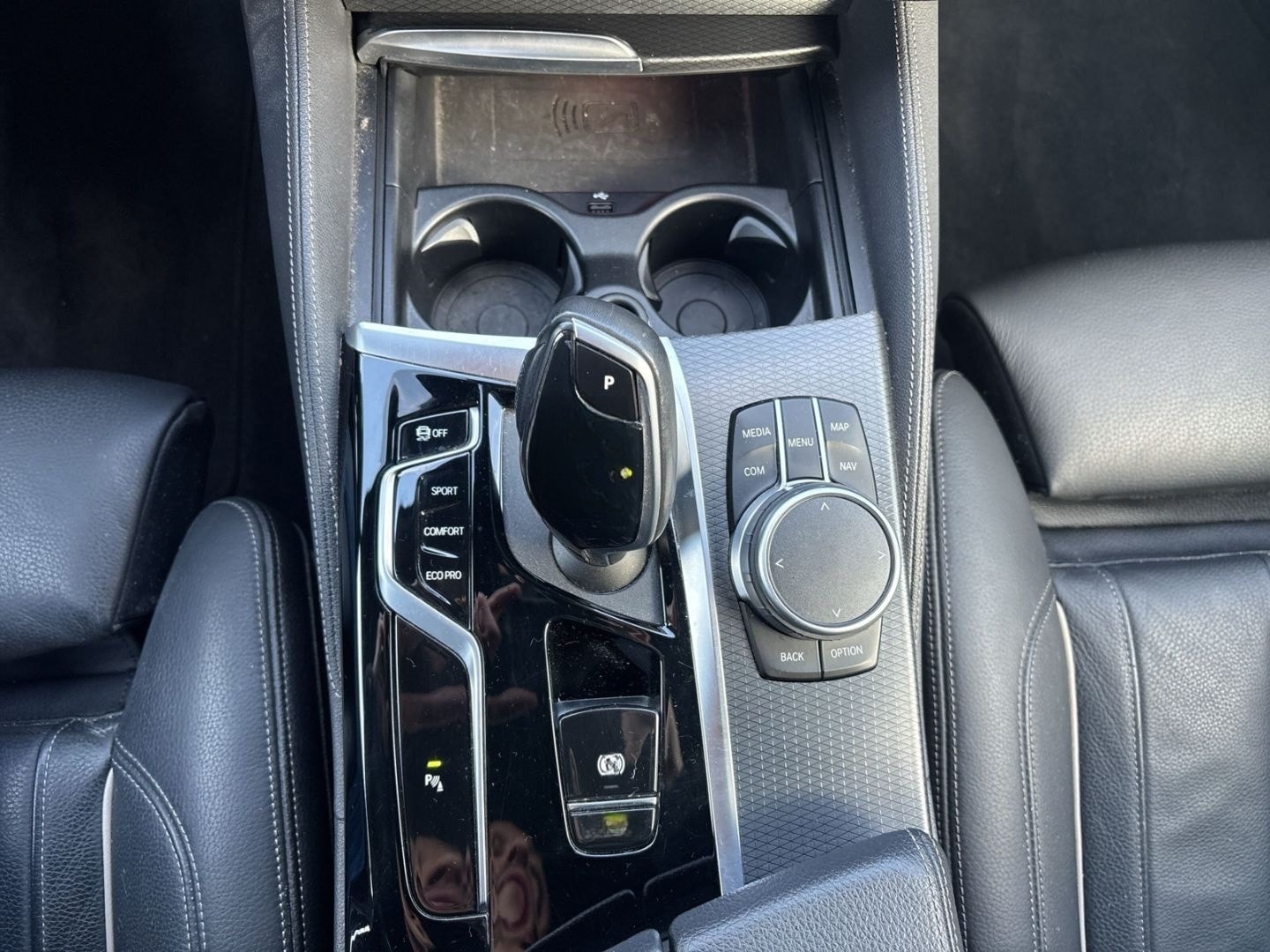 BMW 520 d Touring M Sport HUD Luftfederung Navi Lede foto 18