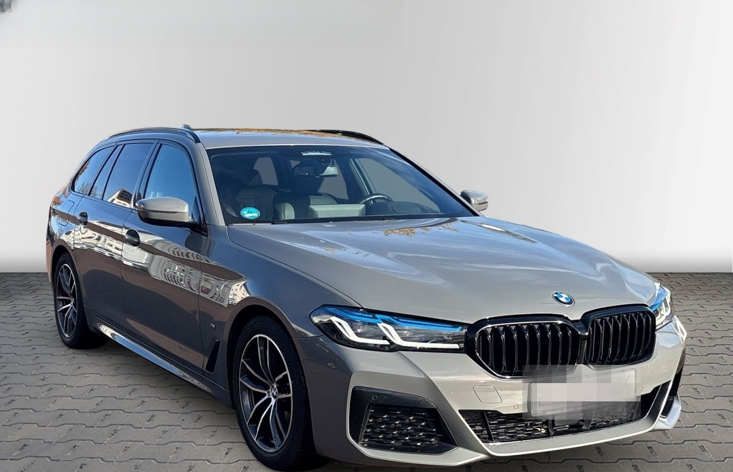 BMW 520 d Touring M Sport HUD Luftfederung Navi Lede foto 9