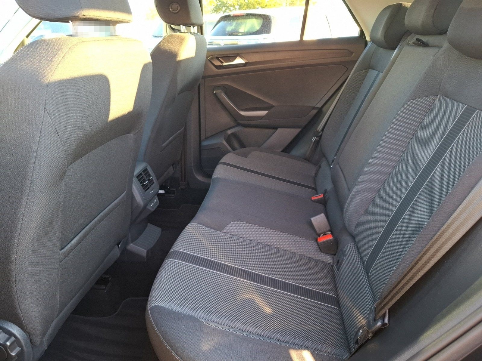 Volkswagen T-Roc 1.0 TSI Life LED CARPLAY+ANDROID-AUTO foto 7